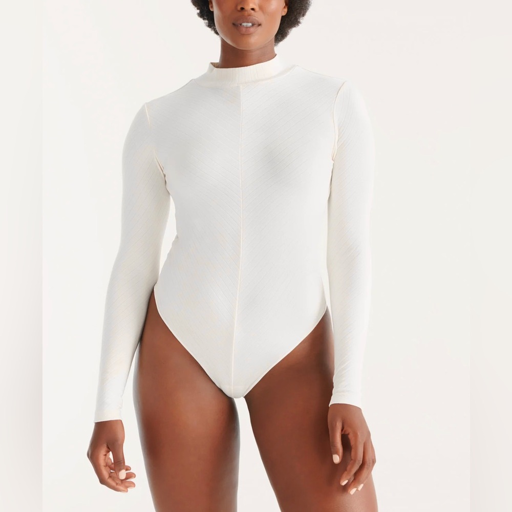 KNIX Papaya Mock Neck Bodysuit Cream